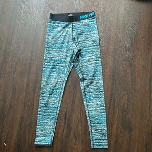 Nike Women’s Blue Patterned Leggings
